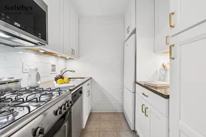 211 E 18th Street #3M, New York City, NY 10003 - Photo 7