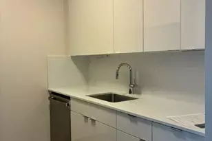 305 W 50th St, New York, NY 10019 - Photo 7
