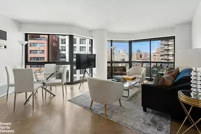 200 E 61st Street #11D, New York, NY 10065 - Photo 3