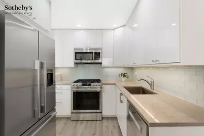 236 E 47th Street #36C, New York, NY 10017 - Photo 5