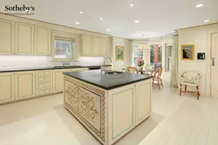 64 E 66th St, New York, NY 10065 - Photo 5