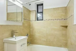 405 E 82nd St, New York City, NY 10028 - Photo 5