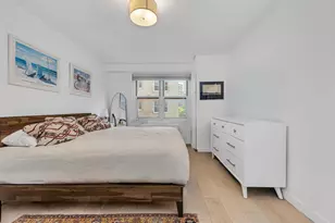 305 E 24th St, New York City, NY 10010 - Photo 3