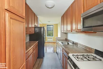 540 Ocean Parkway #4H, Brooklyn, NY 11218 - Photo 9