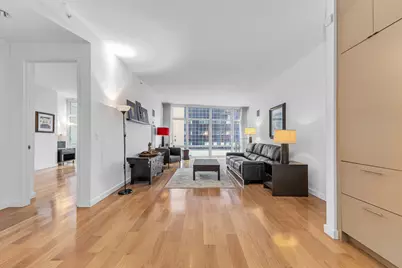 1600 Broadway #9C, New York, NY 10019 - Photo 3