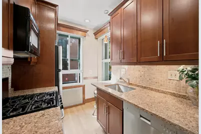357 W 55th Street #2C, New York, NY 10019 - Photo 9
