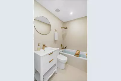 1259 Rogers Avenue #1, Brooklyn, NY 11226 - Photo 7