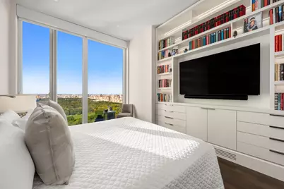 217 W 57th Street #46B, New York, NY 10019 - Photo 17