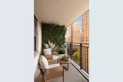 205 W End Avenue #15J, New York, NY 10023 - Photo 3