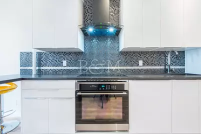 106 Eckford Street #1L, Brooklyn, NY 11222 - Photo 3