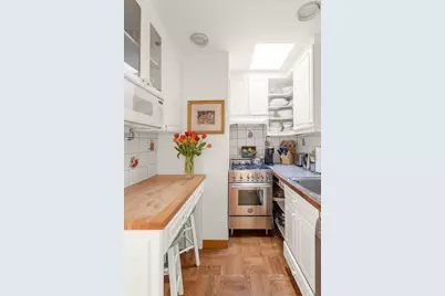 205 W 57th Street #11CD, New York, NY 10019 - Photo 5