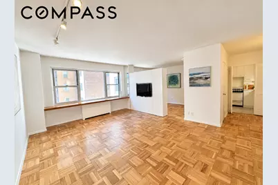 20 E 9th Street #6T, New York, NY 10003 - Photo 5