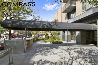 201 E 17th Street #23H, New York, NY 10003 - Photo 17