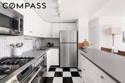 330 E 75th Street #14E, New York, NY 10021 - Photo 5