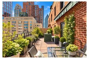 345 E 52nd St, New York, NY 10022 - Photo 1