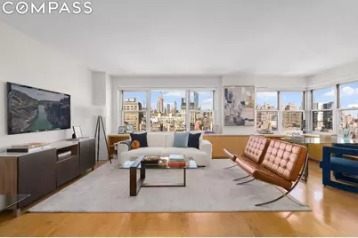 20 E 9th Street #22C, New York, NY 10003 - Photo 1