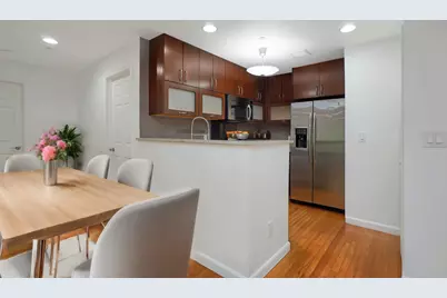 702 Ocean Parkway #3B, New York City, NY 11230 - Photo 1