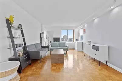 300 W 135th Street #9f, New York City, NY 10030 - Photo 1