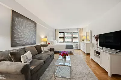 333 E 75th Street #6D, New York City, NY 10021 - Photo 1