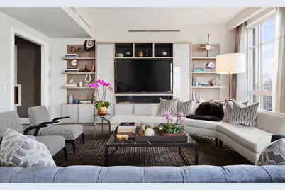 200 E 95th Street #16B, New York, NY 10128 - Photo 1