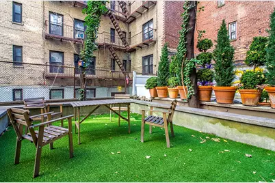 1558 York Avenue #1B, New York, NY 10028 - Photo 1