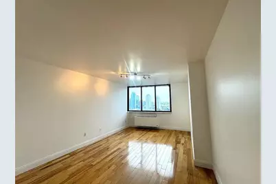 4-74 48th Avenue #31G, Long Island City, NY 11109 - Photo 1