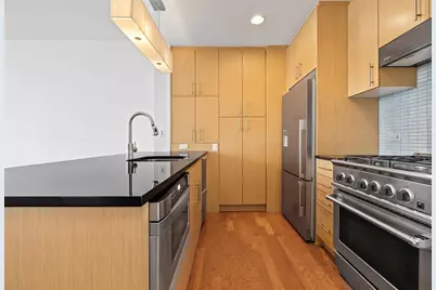 5-49 Borden Avenue #7-K, Long Island City, NY 11101 - Photo 1