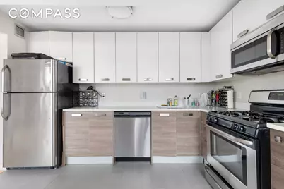 46-09 11th Street #3H, Long Island City, NY 11101 - Photo 1