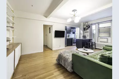 325 W 45th Street #404, New York, NY 10036 - Photo 1