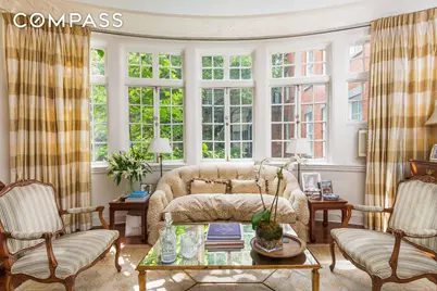 40 E 74th Street #3R, New York, NY 10021 - Photo 1