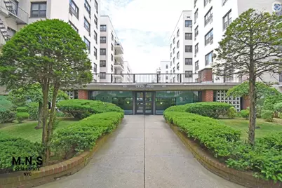 3855 Shore Parkway #3-H, New York City, NY 11235 - Photo 1