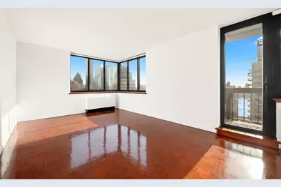 250 E 40th Street #30E, New York City, NY 10016 - Photo 1