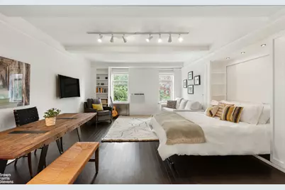 410 W 24th Street #3C, New York City, NY 10011 - Photo 1