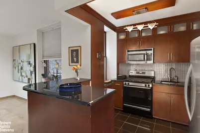 112 E 83rd Street #1B, New York City, NY 10028 - Photo 1