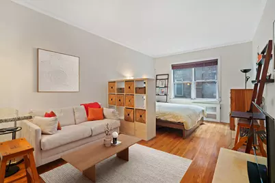 530 E 84th Street #3M, New York, NY 10028 - Photo 1