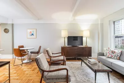 433 W 34th Street #5L, New York City, NY 10001 - Photo 1