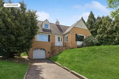 1197 Todt Hill Road, New York, NY 10304 - Photo 1