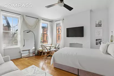 304 W 10th Street #2A, New York City, NY 10014 - Photo 1