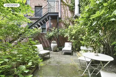 19 Perry Street #GARDEN, New York City, NY 10014 - Photo 1