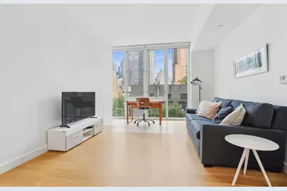 301 E 61st Street #4A, New York City, NY 10065 - Photo 1