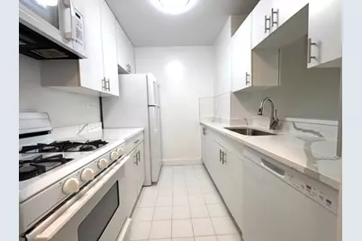 400 E 71st Street #17I, New York City, NY 10021 - Photo 1