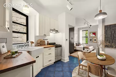 41 Perry Street #2A, New York City, NY 10014 - Photo 1