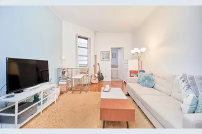 331 W 43rd Street #4D, New York City, NY 10036 - Photo 1