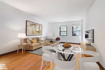 104 W 70th Street #2B, New York City, NY 10023 - Photo 1