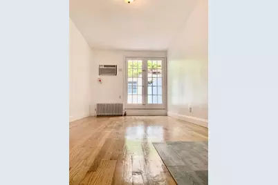 317 W 29th Street #1B, New York City, NY 10001 - Photo 1