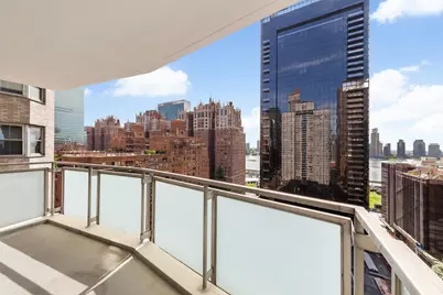 300 E 40th Street #18F, New York City, NY 10016 - Photo 1