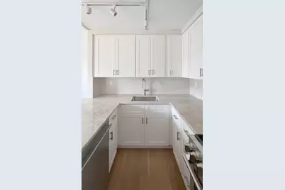 555 Main Street #1701, New York City, NY 10044 - Photo 1