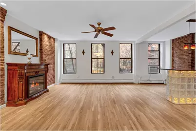 533 E 13th Street #1A, New York City, NY 10009 - Photo 1