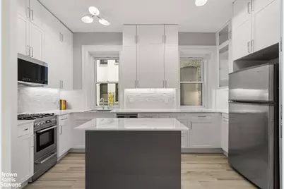 102 W 75th Street #24, New York City, NY 10023 - Photo 1