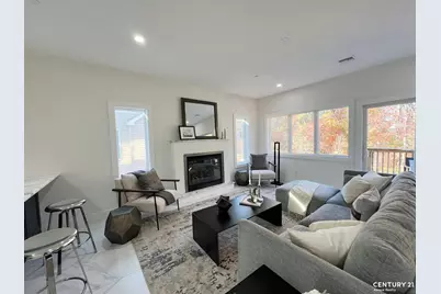 30 Harris Lane, New York, NY 10309 - Photo 1